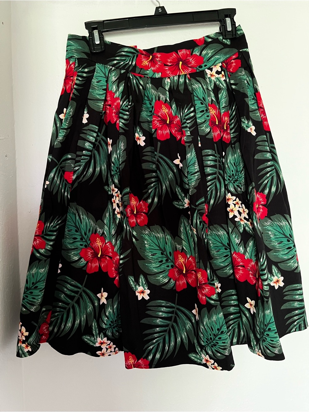 Banned Retro Vintage Hawaiian Skirt